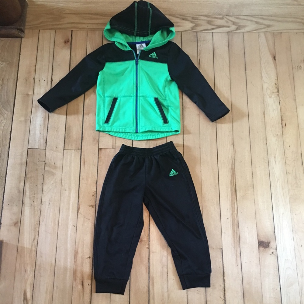 24m adidas boys hooded tracksuit track suit